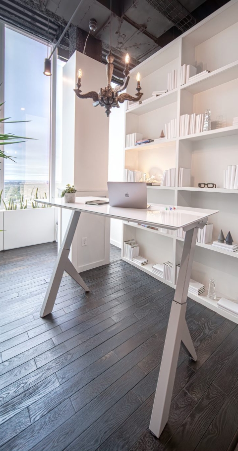 model-y-minimalist-standing-desks